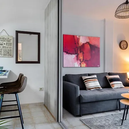 78 Apartment *